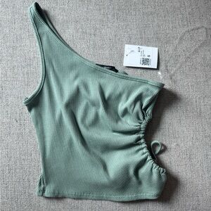 Forever21 one shoulder crop top